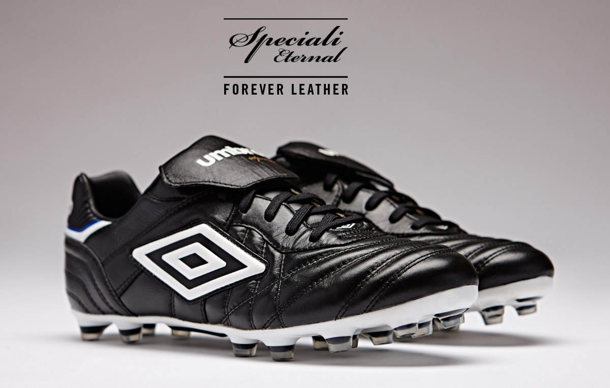 Old umbro football shop boots
